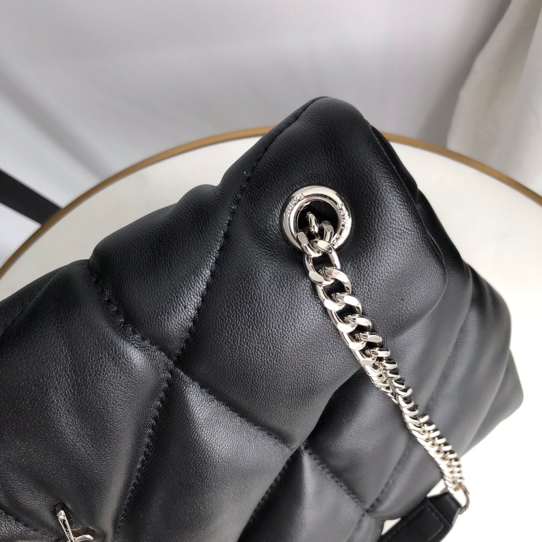 1XSL266B   Fashionable leather bag 