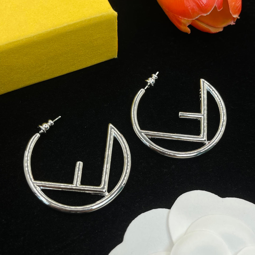 14F647E   Fashion Earrings