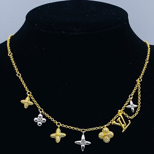 84E52X  Fashionable and high quality  Necklaces