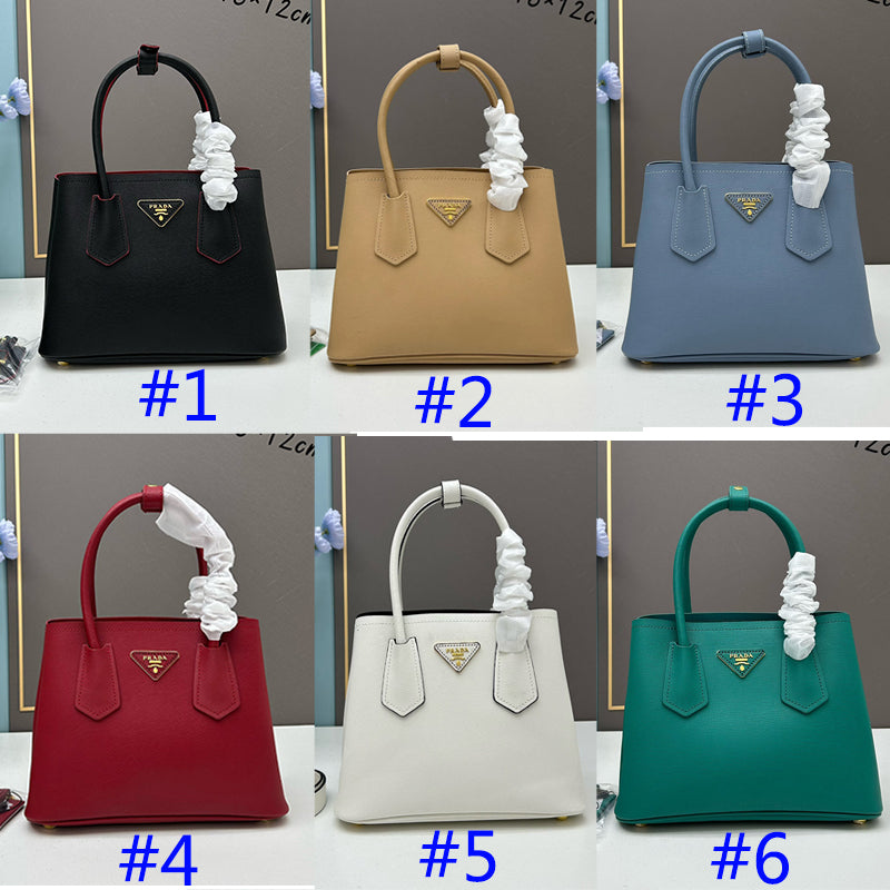 1XPD115B  Fashionable leather bag 