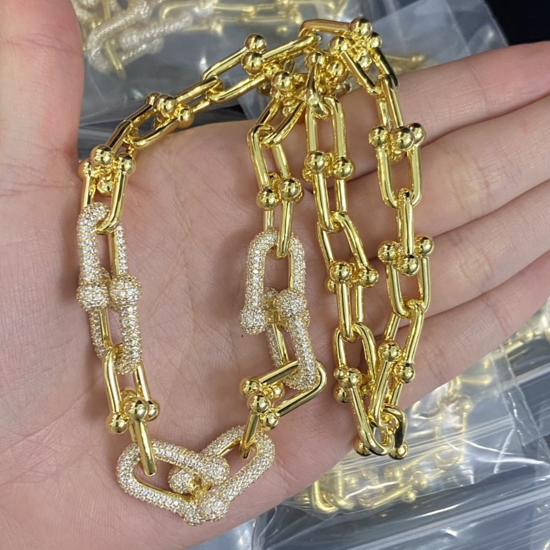 8XT32X Fashion high -quality Earring Bracelets Necklaces