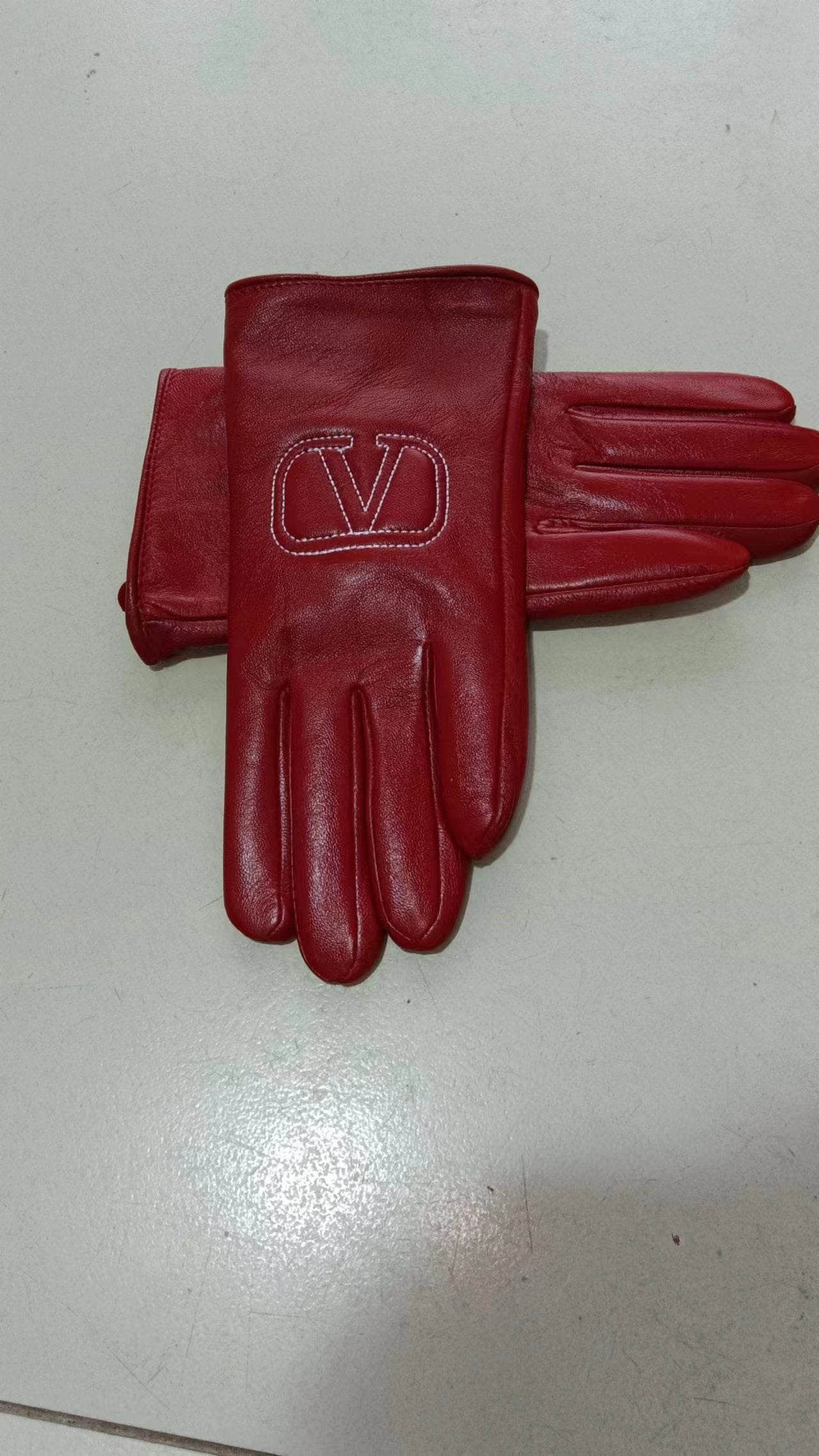 24VL114S   Fashion gloves