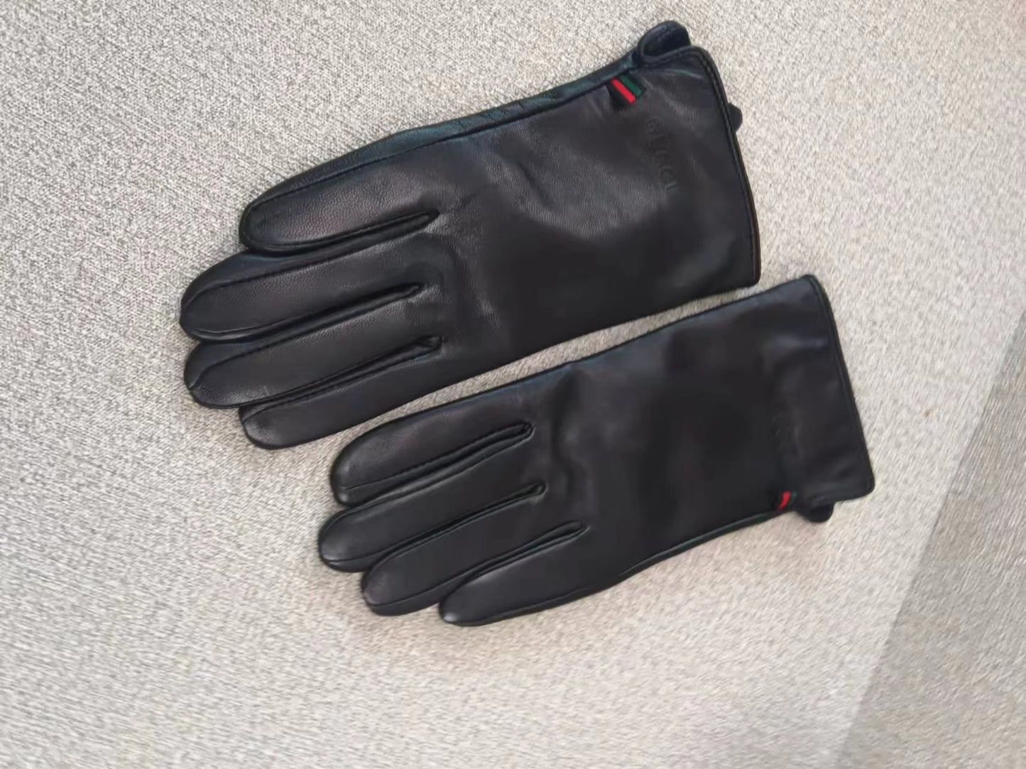 24B109S   Fashion gloves