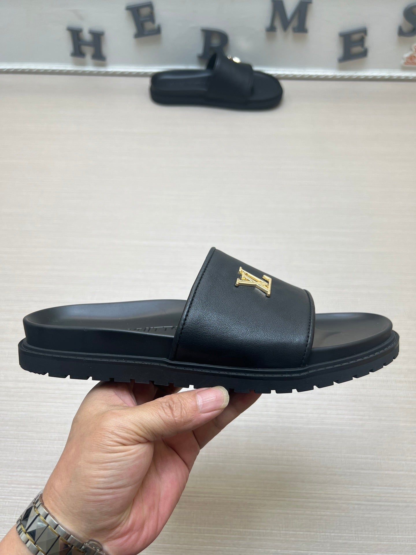 54E9Z   fashion  slippers