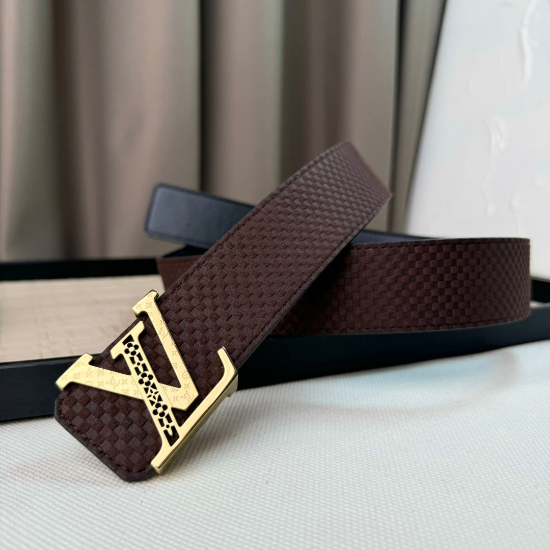 14E25P   (High quality leather belt With full package)