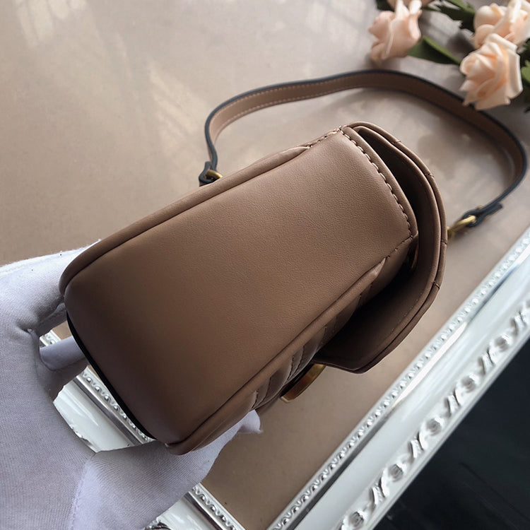 AB020B  Fashionable leather bag 