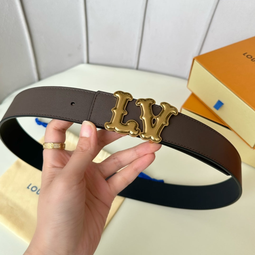 14E23P   (High quality leather belt With full package)