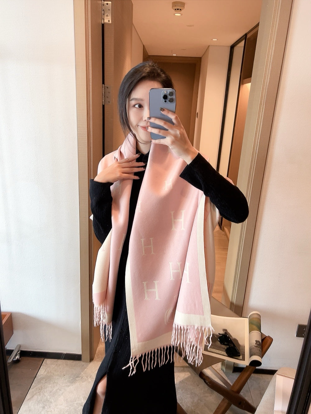 14H368W　Fashion scarves