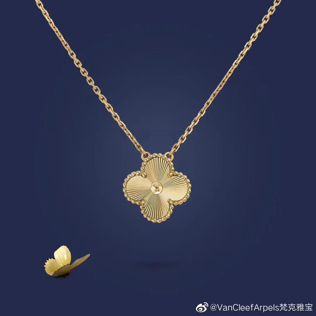 5XVA184X (High quality 1 flower necklace)