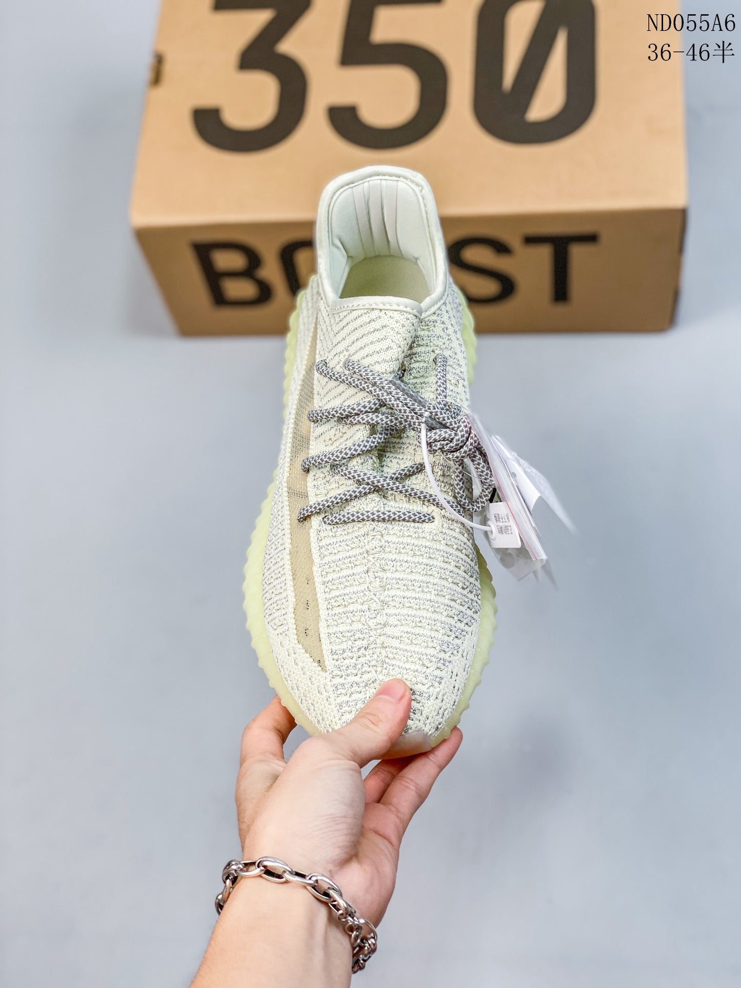 4YA74Z  Yeezy Fashion Sneakers (No Box, August-October Big Sale)