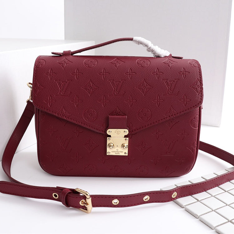 AE92B  Fashionable leather bag 