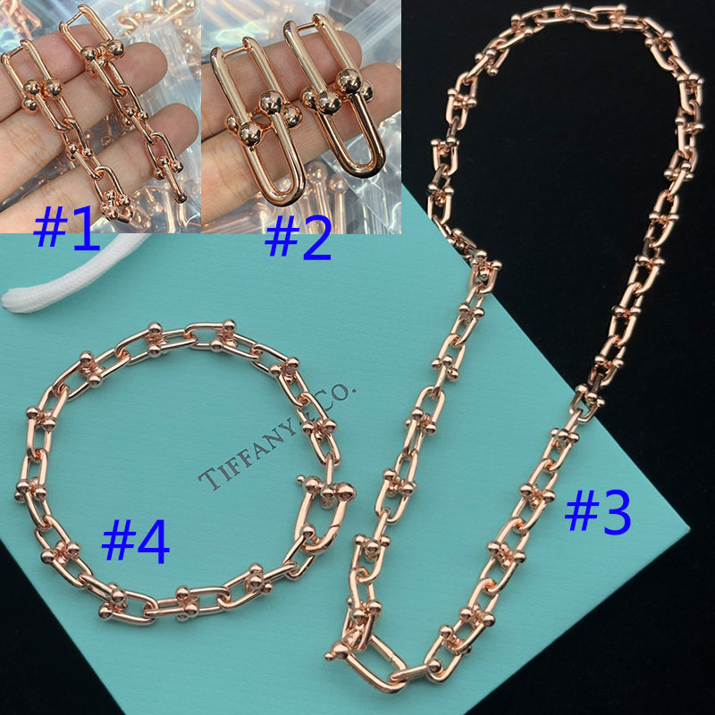 8XT30X Fashion high -quality Earring Bracelets Necklaces