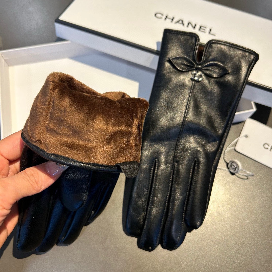 14C19S   High quality fashionable sheepskin gloves