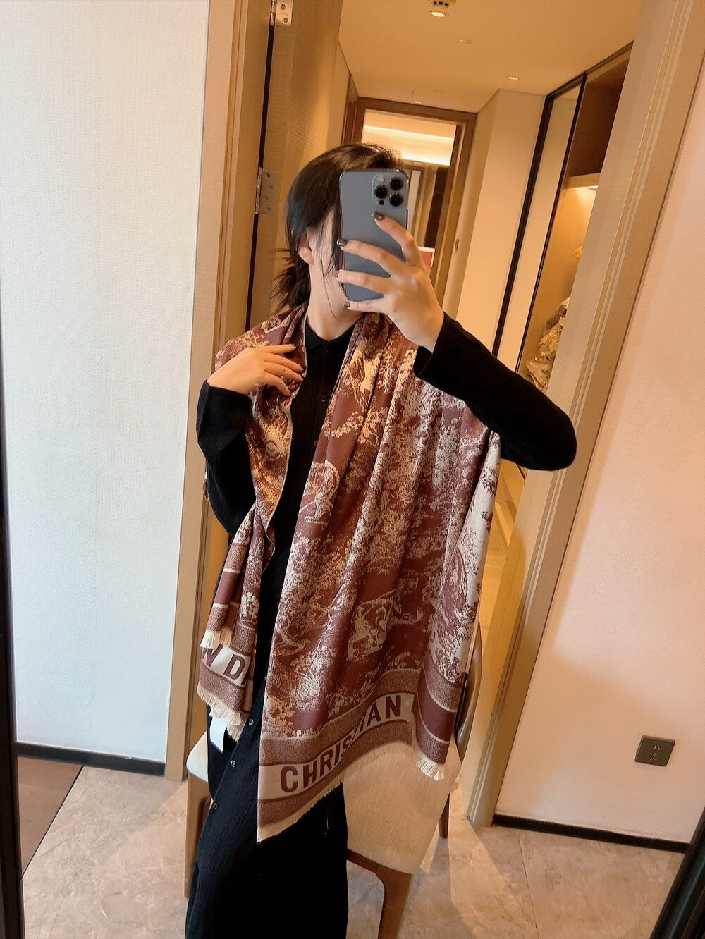 14D286W　Fashion scarves