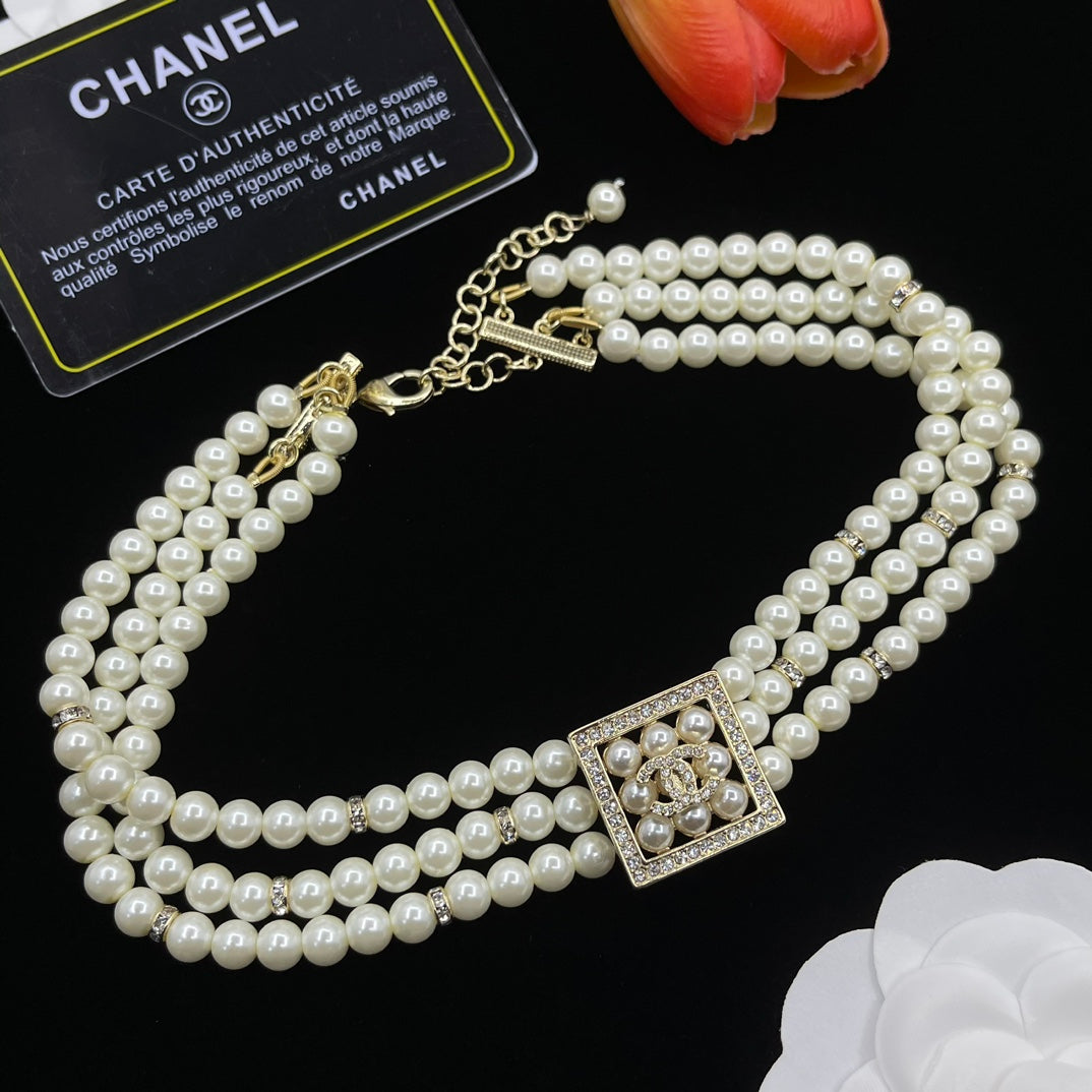 14C928X  Fashion Necklaces