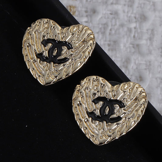 14C11E  Fashionable and high quality earrings