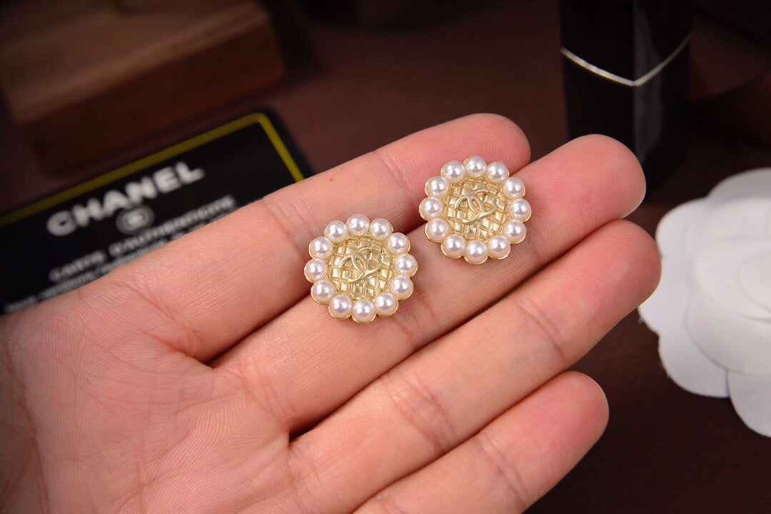 14C100E  Fashionable and high quality earrings