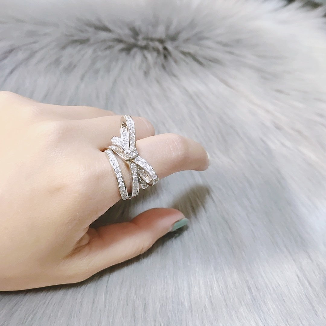 14C23J  Fashionable and high quality ring