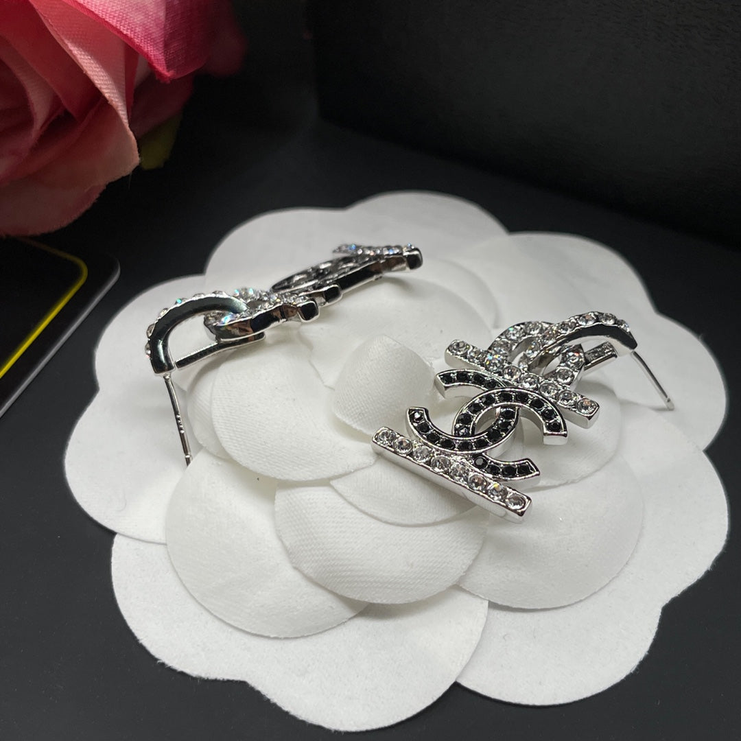 14C898E  Fashion Earrings