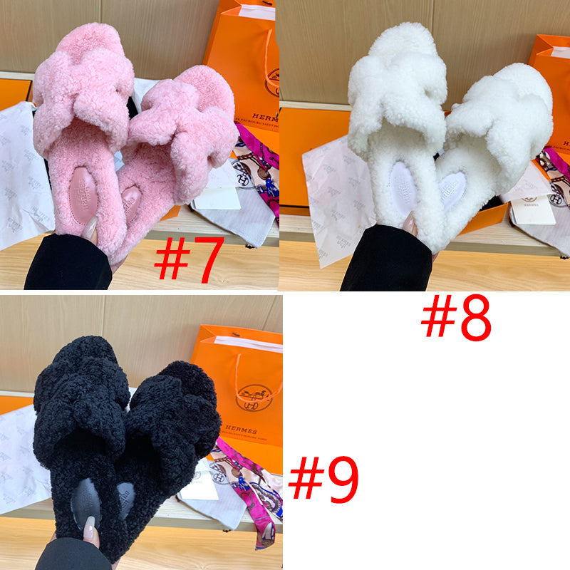 14H28Z   fashion slippers