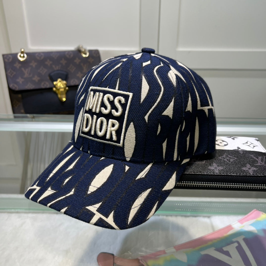 14D458M  Fashion hats