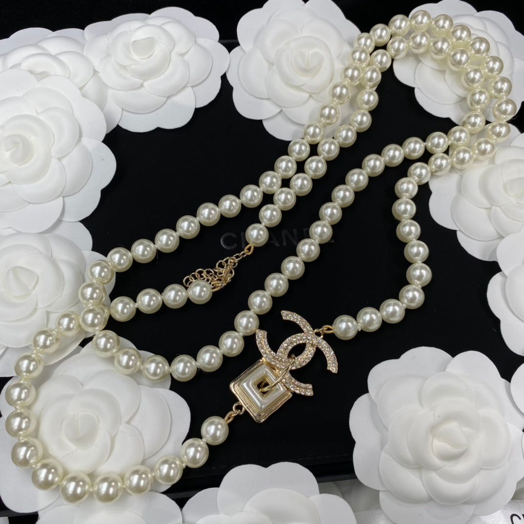 14C381X  Fashionable and high quality  Necklaces