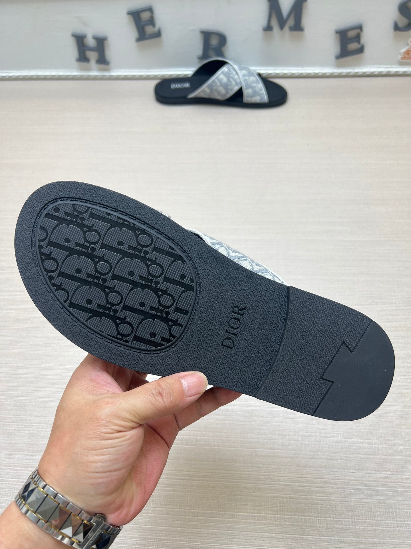 54D79Z   fashion  slippers