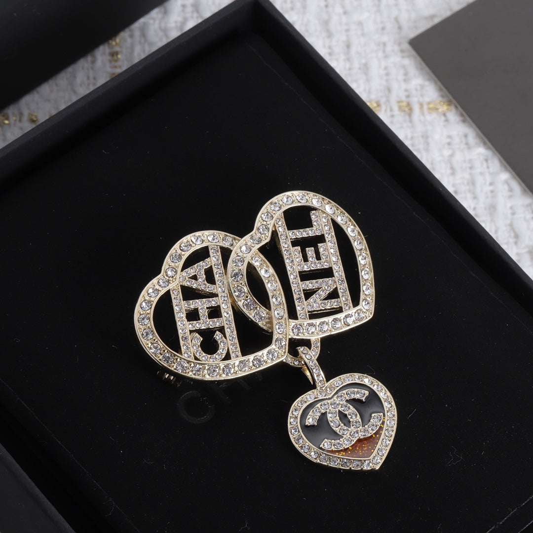 1YC84H  Fashion high -quality Brooch