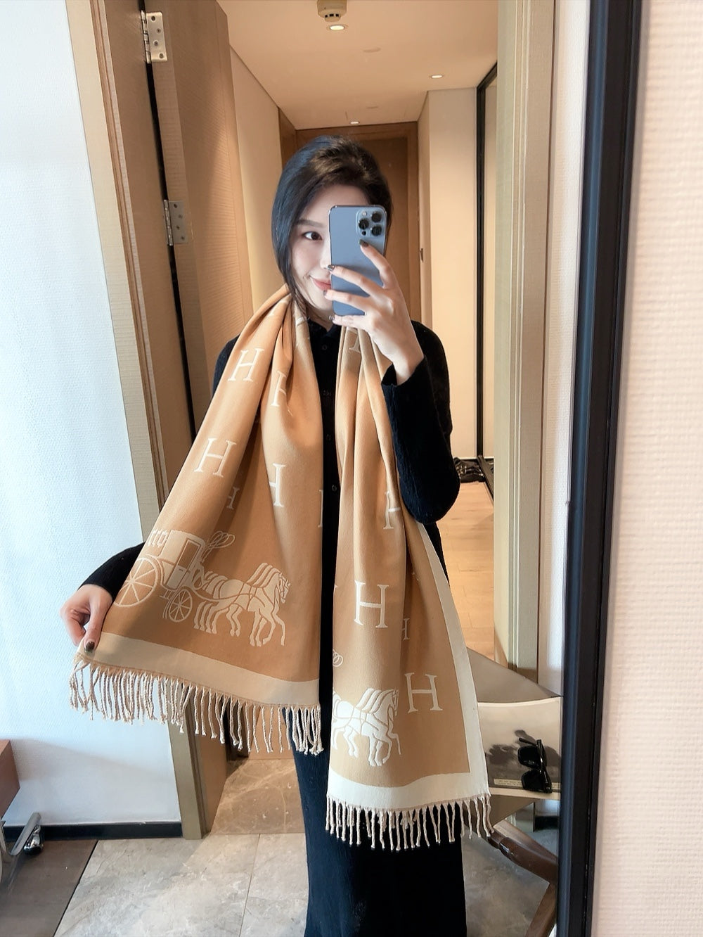 14H368W　Fashion scarves