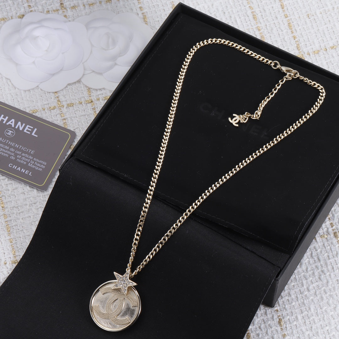 1NC225X Fashion high -quality Necklaces