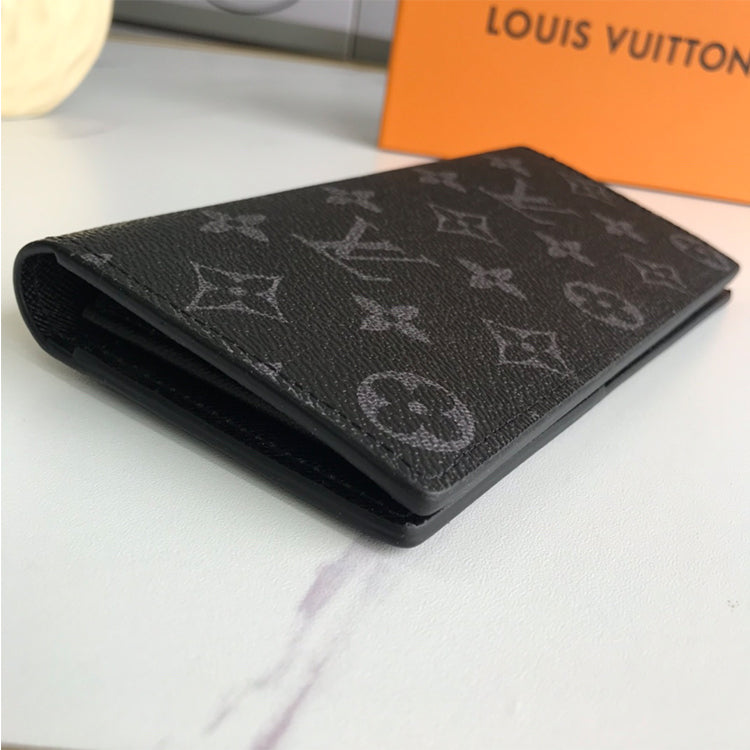 E2B  Fashionable leather wallets