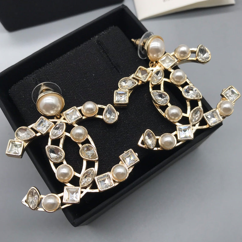 14C70E  Fashionable and high quality earrings