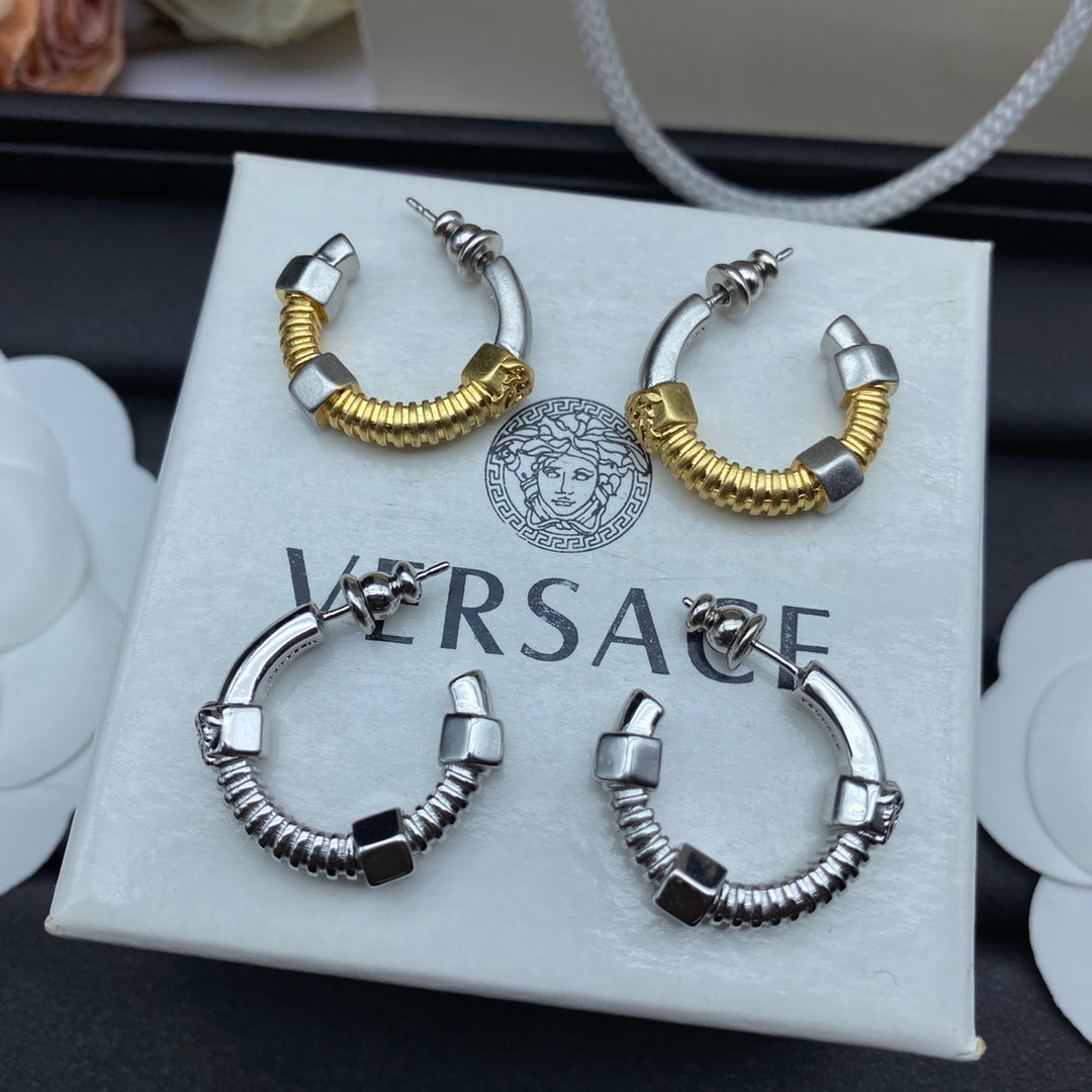 1YV467E  Fashion high -quality Earrings