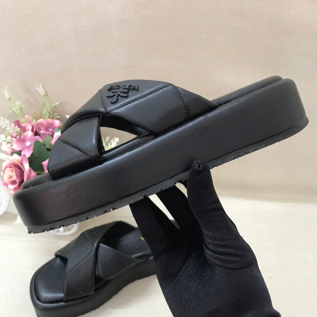 14PD25Z   fashion slippers