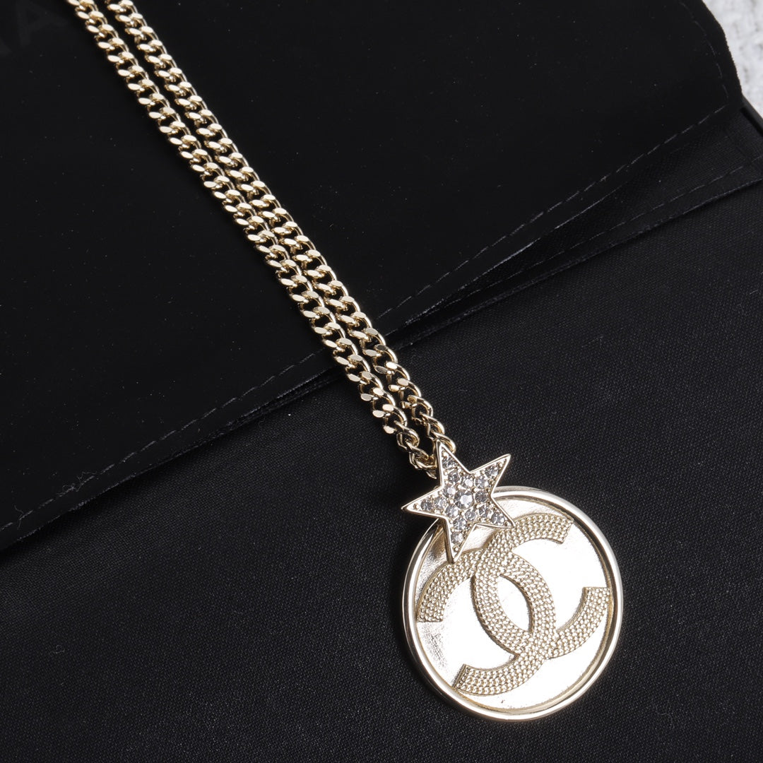 1NC225X Fashion high -quality Necklaces