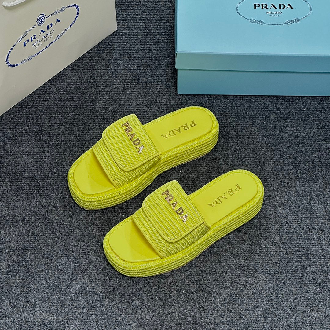 14PD24Z   fashion slippers