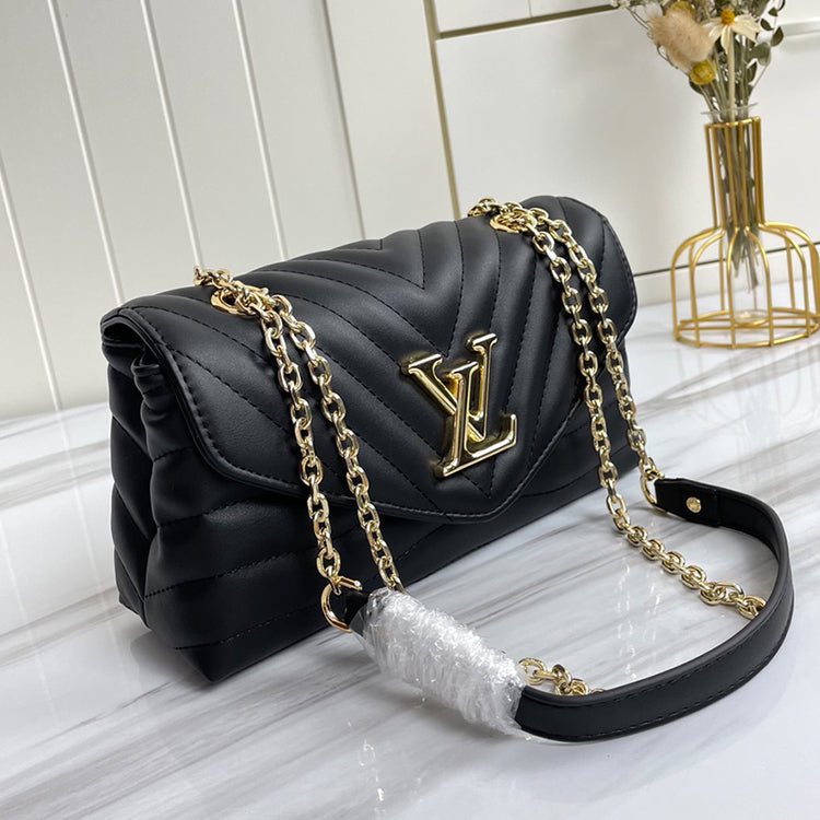 AE028B  Fashionable leather bag 