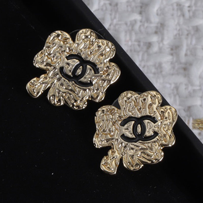 14C12E  Fashionable and high quality earrings