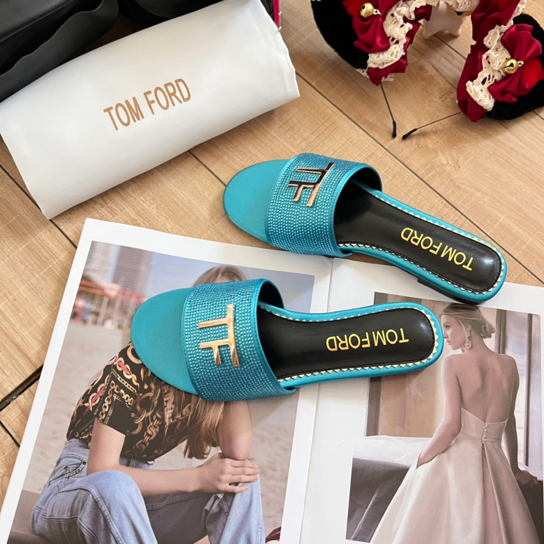 14A89Z  fashion Slippers