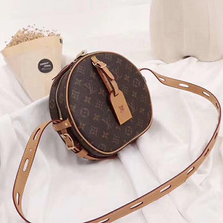 3E28B  Fashionable leather bag 