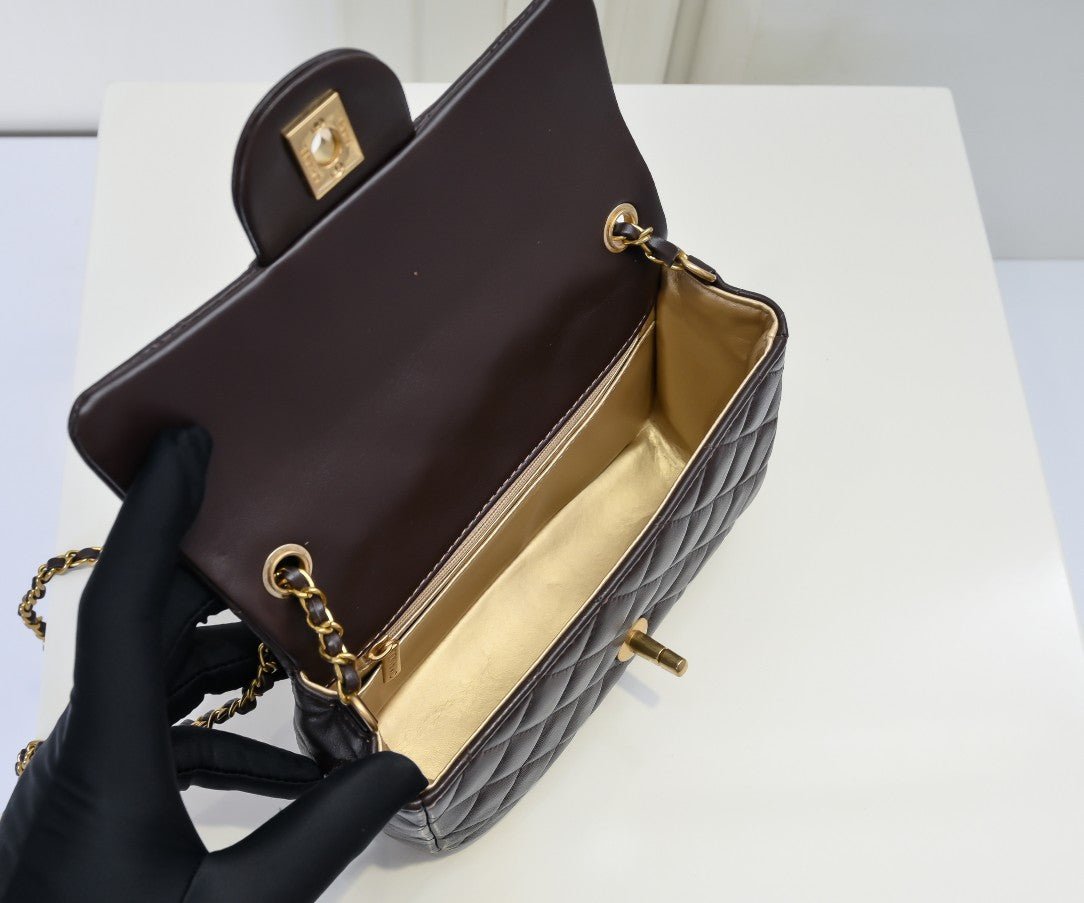 1XSL76B (Fashionable leather bag )