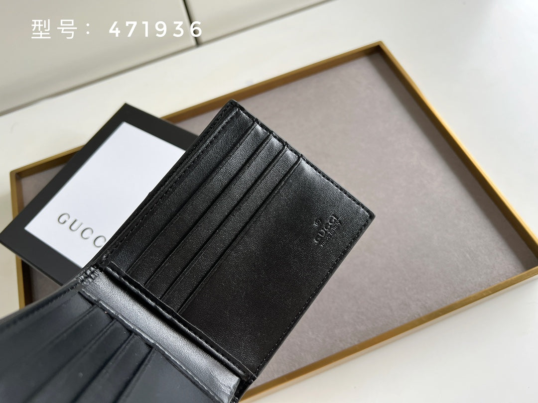 1XB382B  Fashionable leather wallets