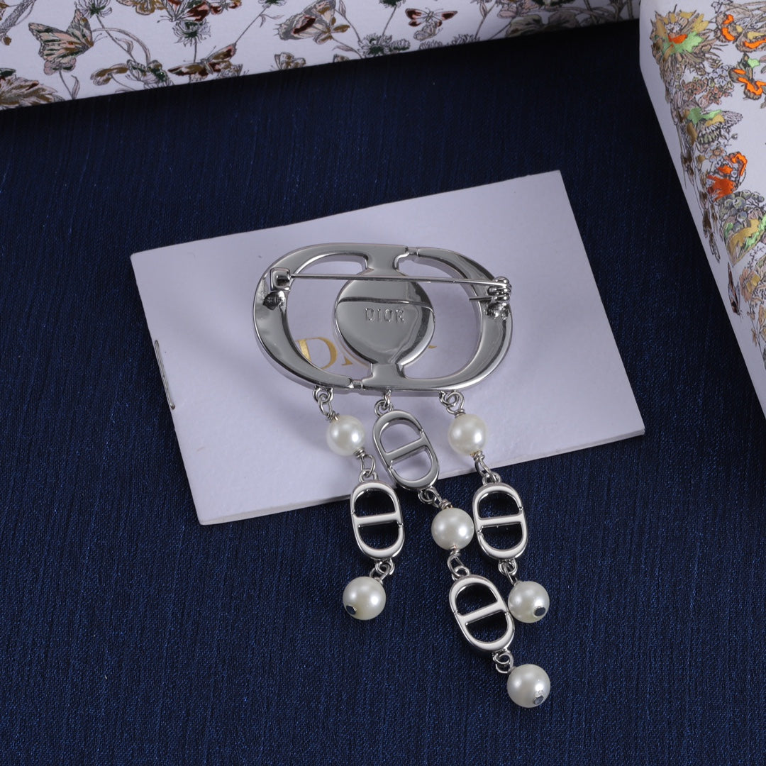 14D554X  Fashionable and high quality  Brooch