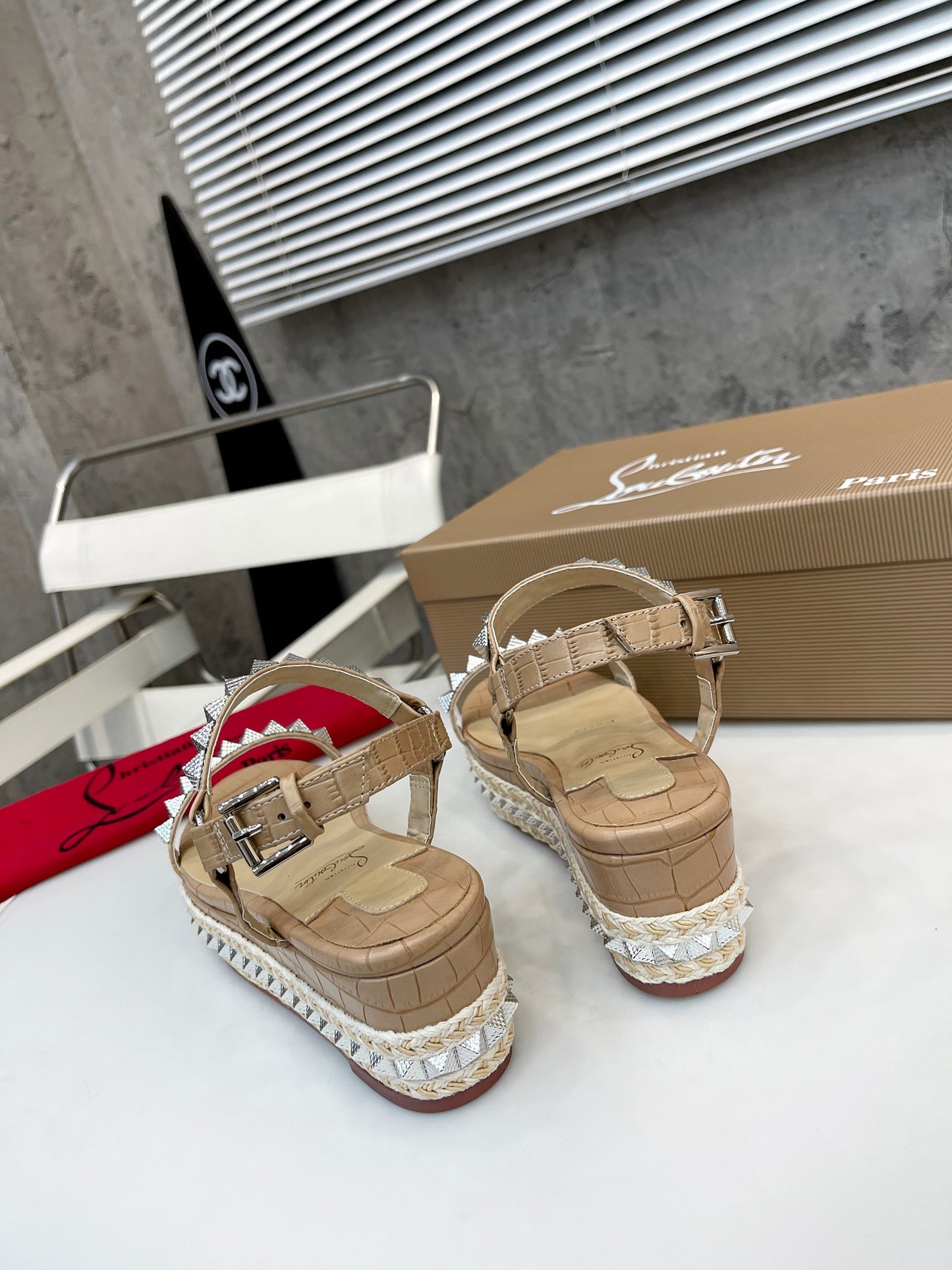 J4A39Z  High quality leather sandals 6cm