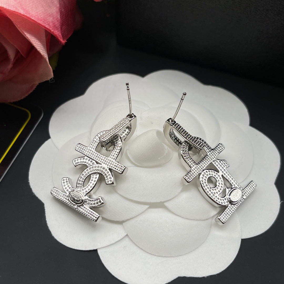 14C898E  Fashion Earrings