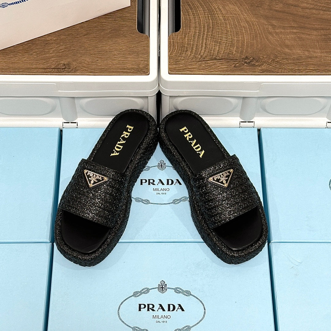 14PD23Z   fashion slippers