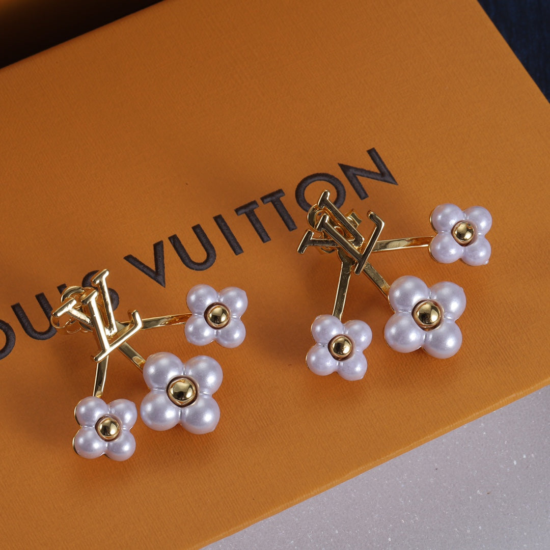 1YE451E  Fashion high -quality Earrings