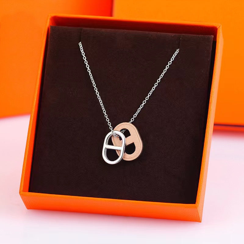 P4H9X Fashionable and high quality Necklaces