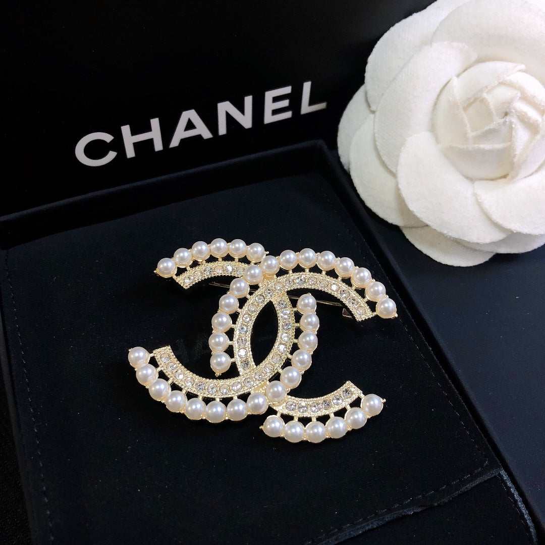 14C859X  Fashion Brooch