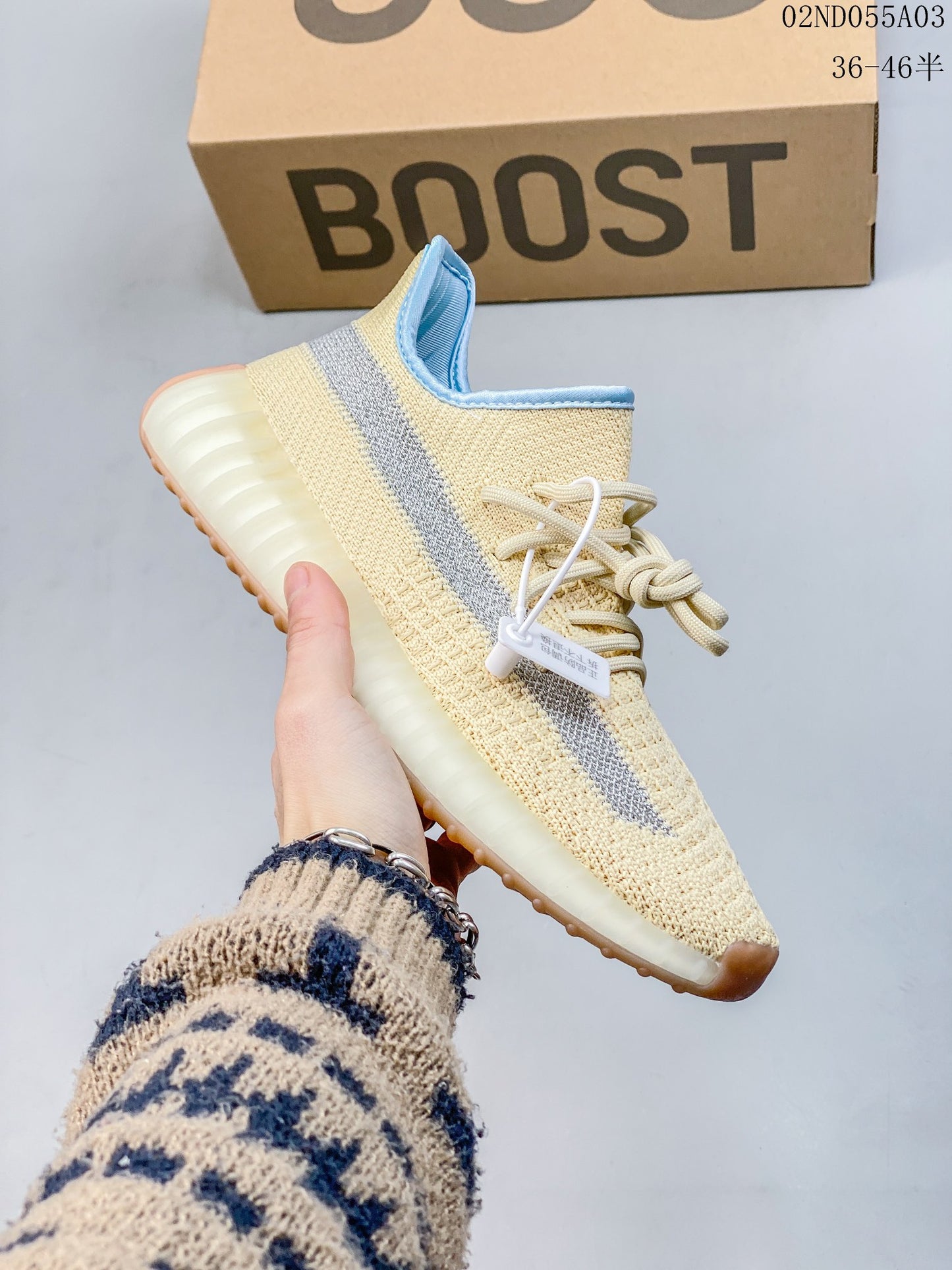 4YA88Z  Yeezy Fashion Sneakers (No Box, August-October Big Sale)